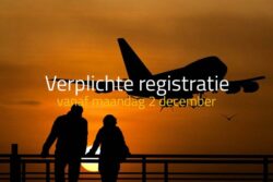 Verplichte registratie vanaf 2 december 2024 - zonsondergang en opstijgend vliegtuig